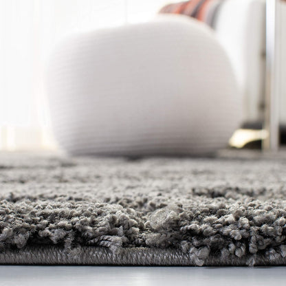SAFAVIEH Florida Shag Square Rug 6'7", Soft Plush Grey SG455-8013
